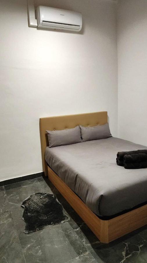 Beautiful Appartment In Martorell Kültér fotó